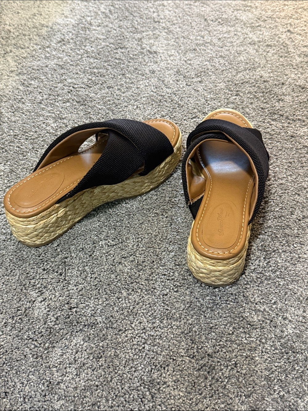 Universal Thread Black Crisscross Espadrille Wedge Sandals
